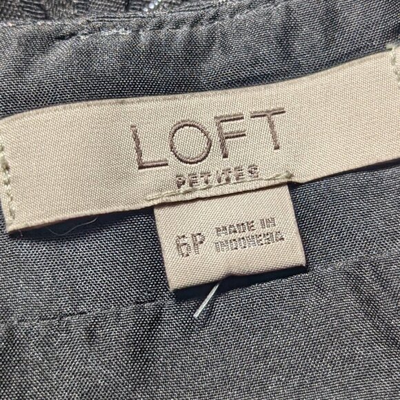 LOFT PETITES Shimmer Splash Faux Wrap Mini Skirt Black Jacquard Metallic Size 6P - Picture 3 of 13